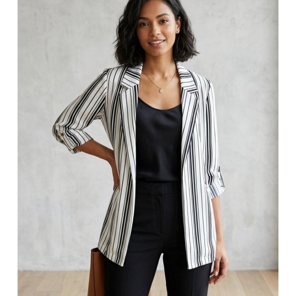 LE LIS Vertical Stripe Open Front Jacket Womens M Black White Roll Sleeve Crepe
